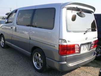 2001 Toyota Grand Hiace Pics