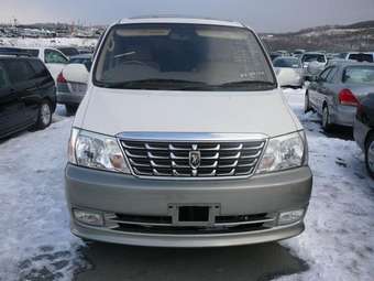 2001 Toyota Grand Hiace Pictures