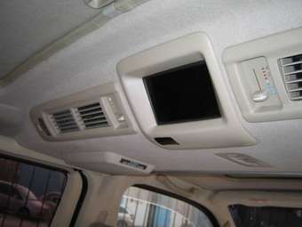 2001 Toyota Grand Hiace Images