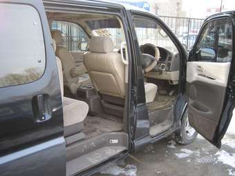 2001 Toyota Grand Hiace Pictures