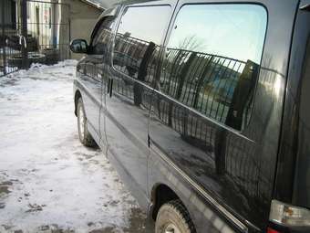 2001 Toyota Grand Hiace Pics