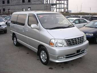 2002 Toyota Grand Hiace