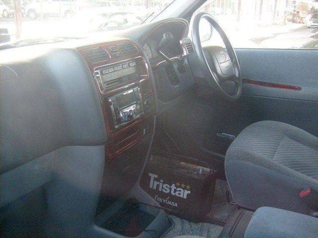 1996 Toyota Granvia