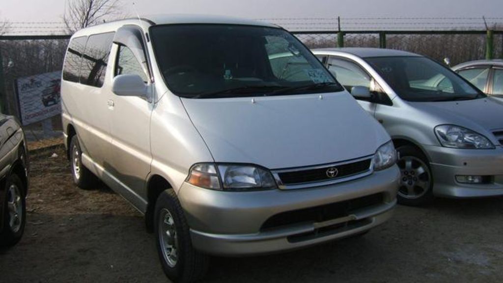 1996 Toyota Granvia