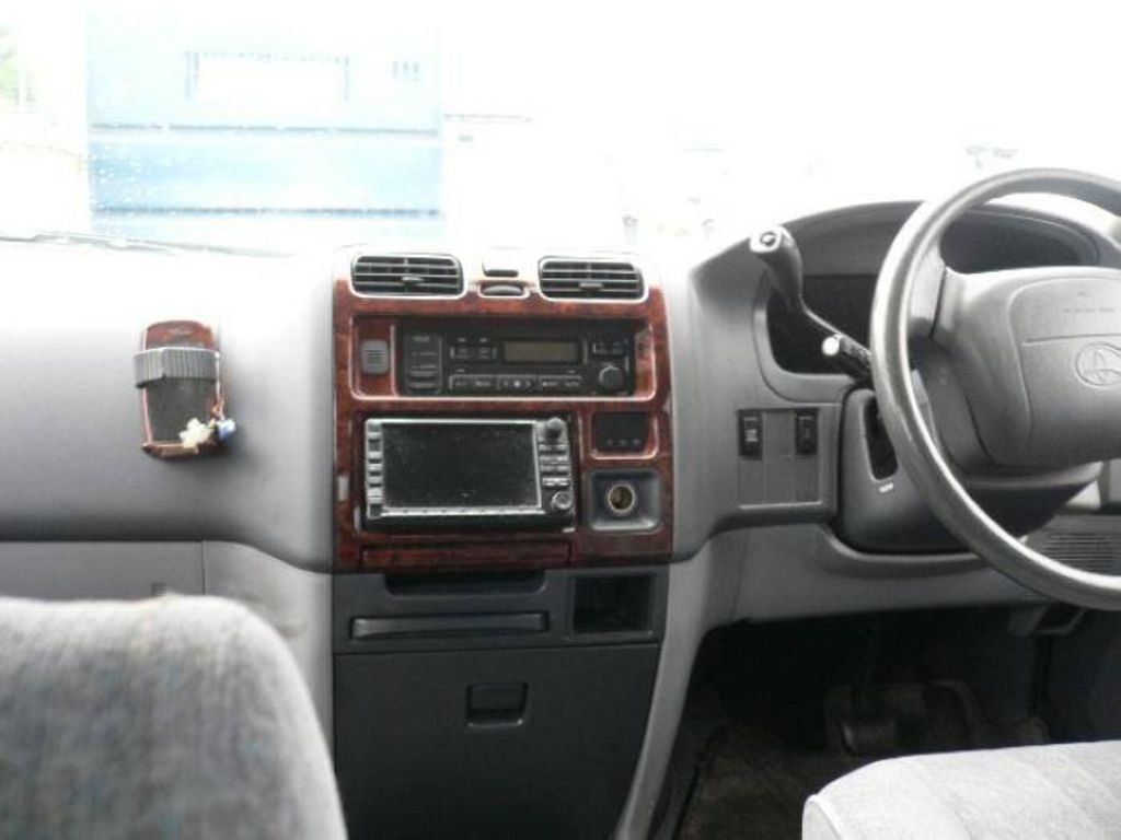 1996 Toyota Granvia