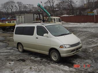 1997 Toyota Granvia