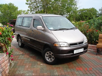 1997 Toyota Granvia