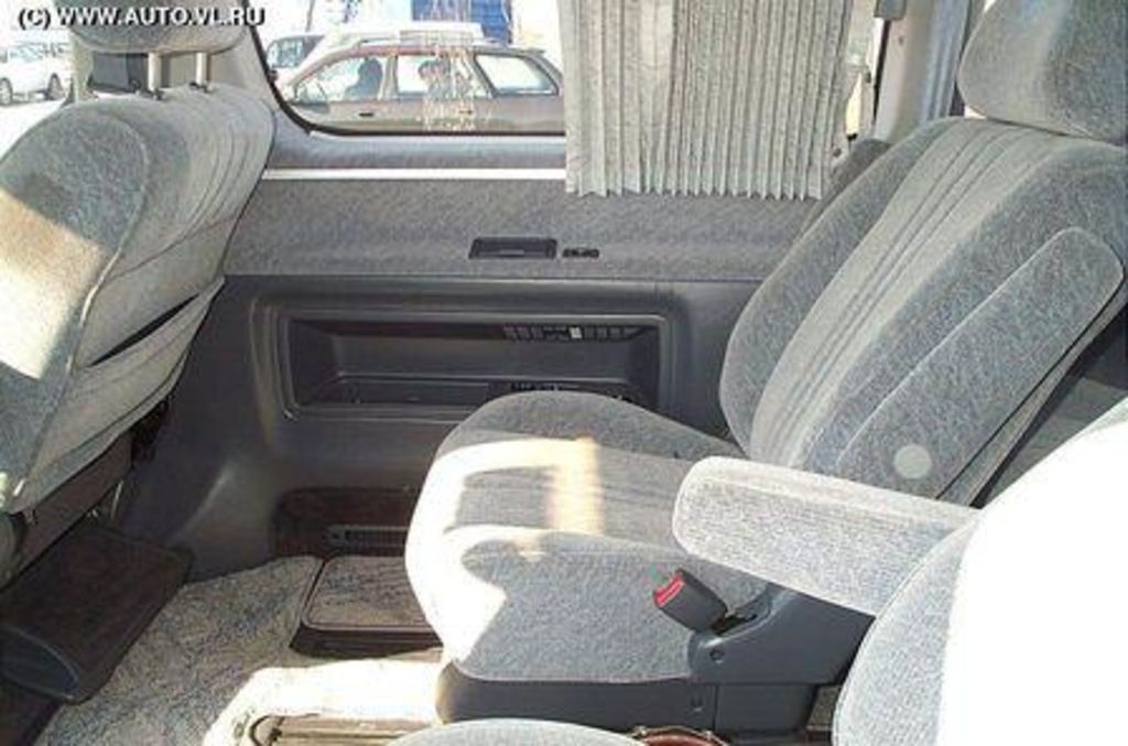 1997 Toyota Granvia