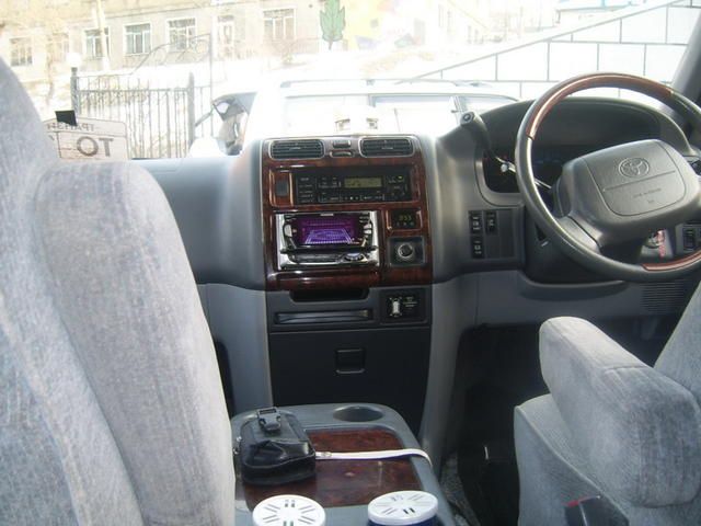 1997 Toyota Granvia