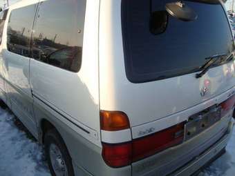 1997 Toyota Granvia Pics