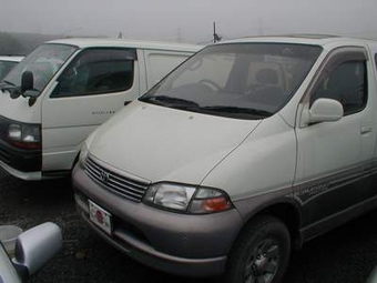 1998 Toyota Granvia