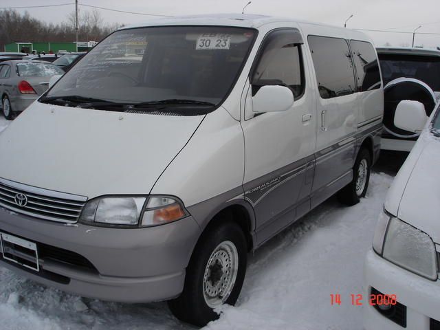 1998 Toyota Granvia