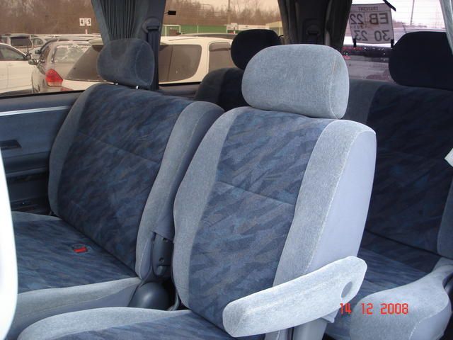 1998 Toyota Granvia