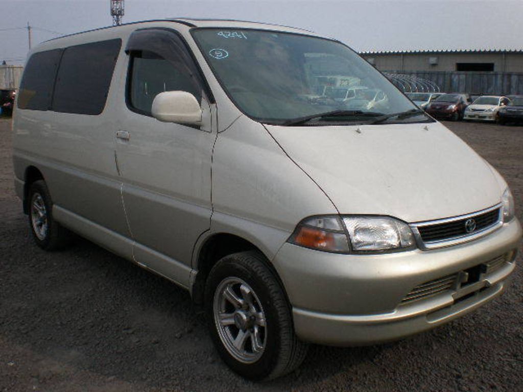 1998 Toyota Granvia