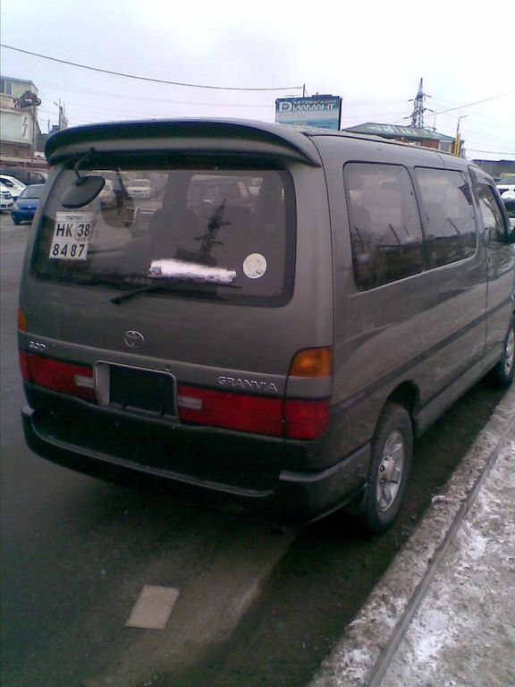 1998 Toyota Granvia