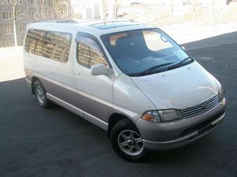 1998 Toyota Granvia