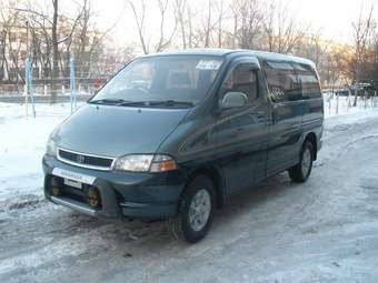 1998 Toyota Granvia Photos