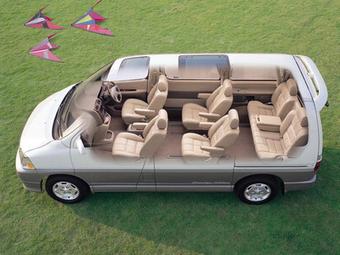 2000 Toyota Granvia