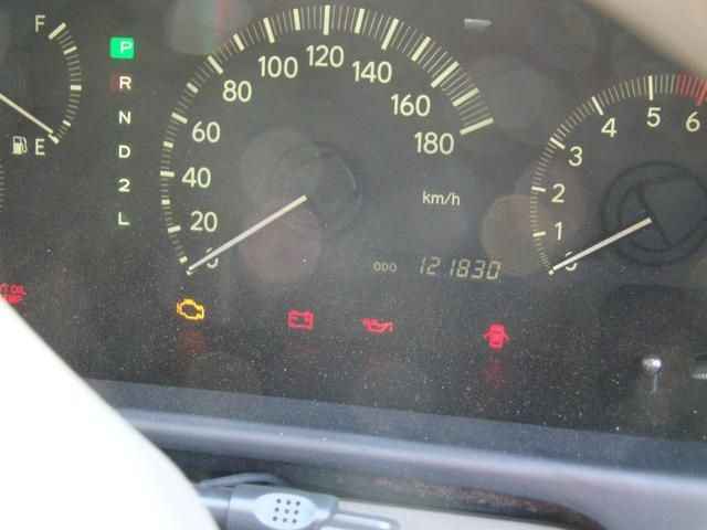 2000 Toyota Granvia