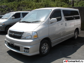 2000 Toyota Granvia Photos