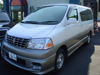 2001 Toyota Granvia