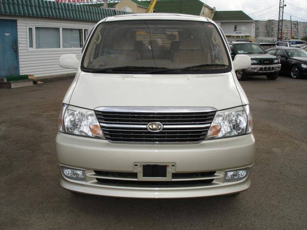 2001 Toyota Granvia