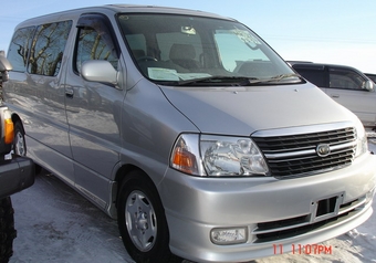 2002 Toyota Granvia