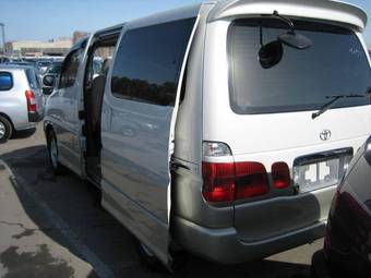 2002 Toyota Granvia For Sale