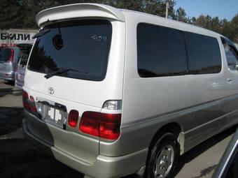 2002 Toyota Granvia For Sale