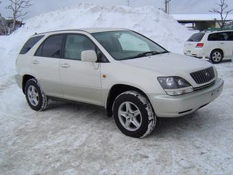 1998 Toyota Harrier