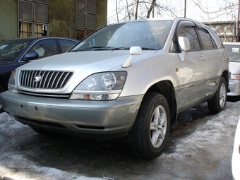 1998 Toyota Harrier