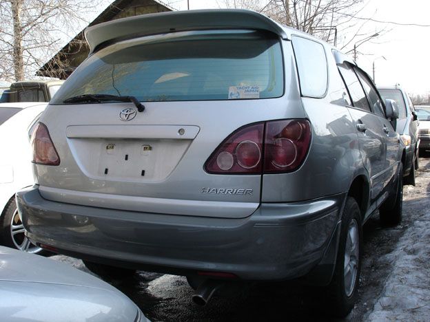 1998 Toyota Harrier