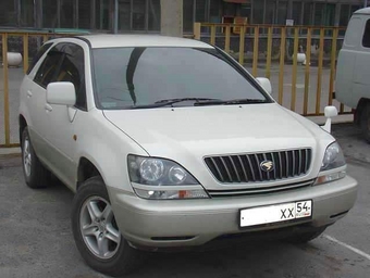 1998 Toyota Harrier