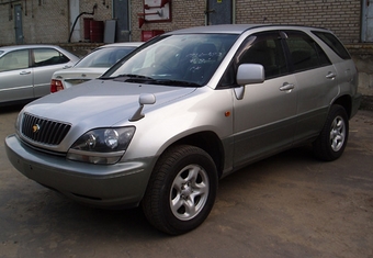 1998 Toyota Harrier