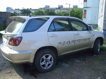 1998 Toyota Harrier