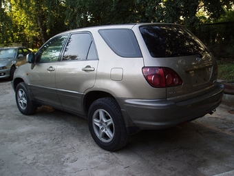 1998 Toyota Harrier