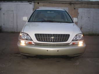 1998 Toyota Harrier