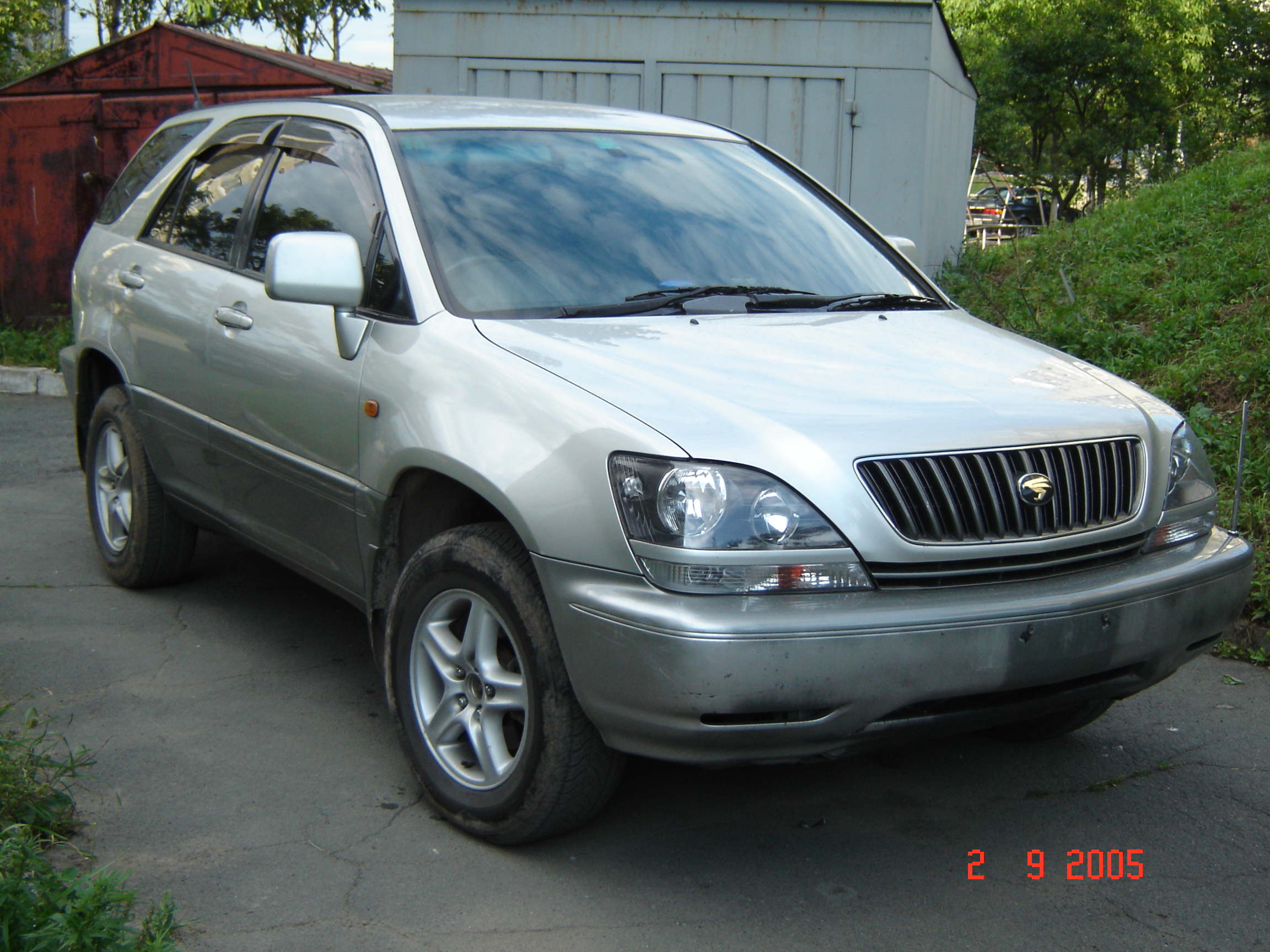 1998 Toyota Harrier