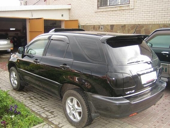 1998 Toyota Harrier