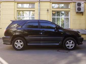 1998 Toyota Harrier