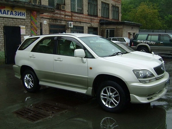 1998 Toyota Harrier