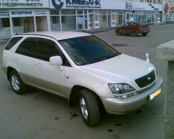 1998 Toyota Harrier