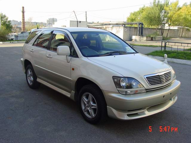 1998 Toyota Harrier