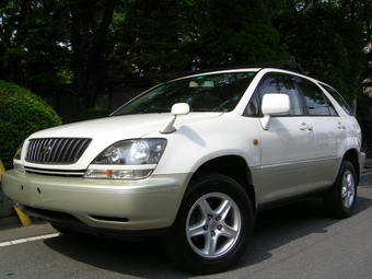 1998 Toyota Harrier