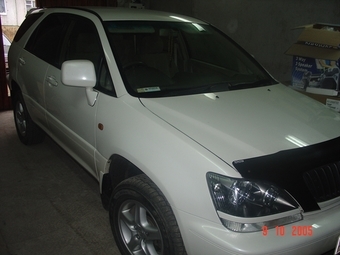 1998 Toyota Harrier