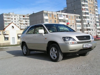 1998 Toyota Harrier