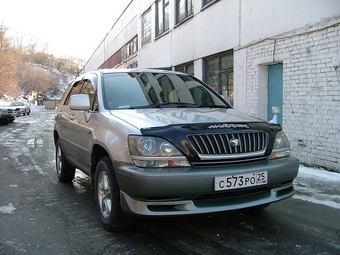 1998 Toyota Harrier