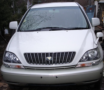 1998 Toyota Harrier