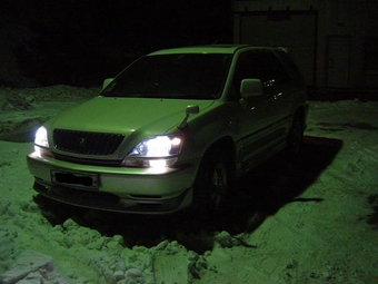 1998 Toyota Harrier