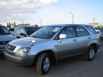 1998 Toyota Harrier